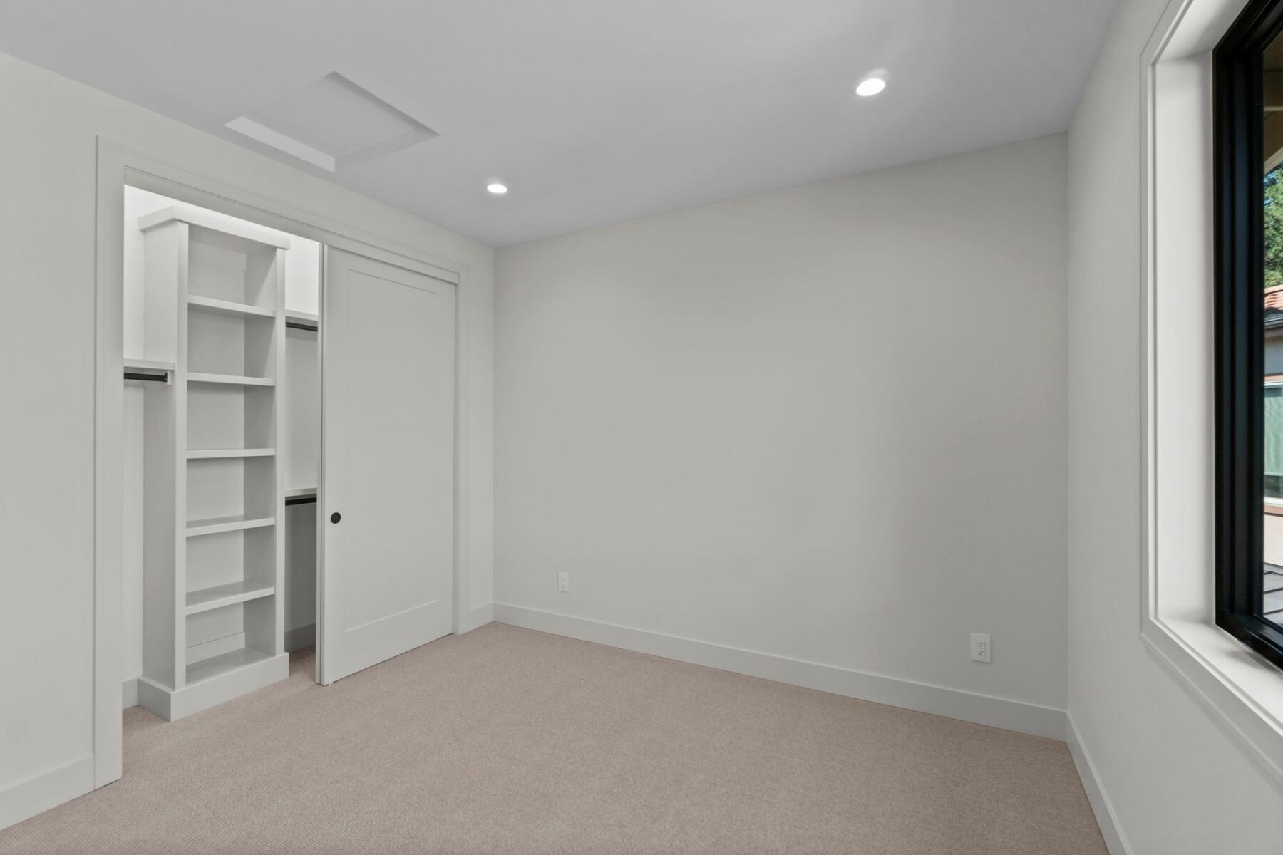 Tuscany Pines - Residential