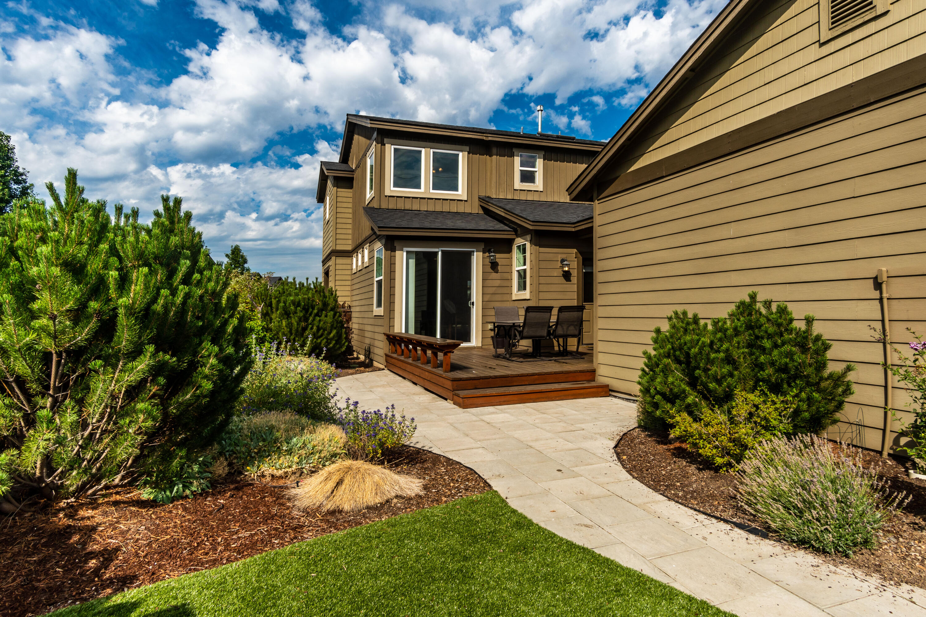 The Bluffs River Ben - Residential