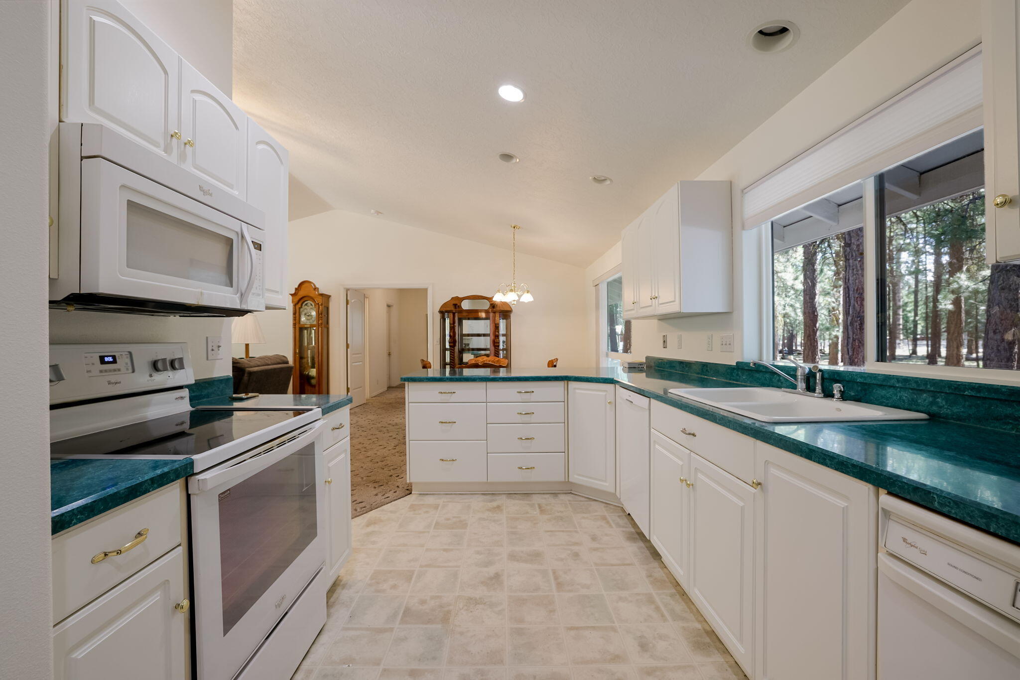 Ponderosa Pines - Residential