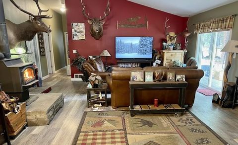 Tiny photo for 50765 Masten Road, La Pine, OR 97739 (MLS # 220212479)