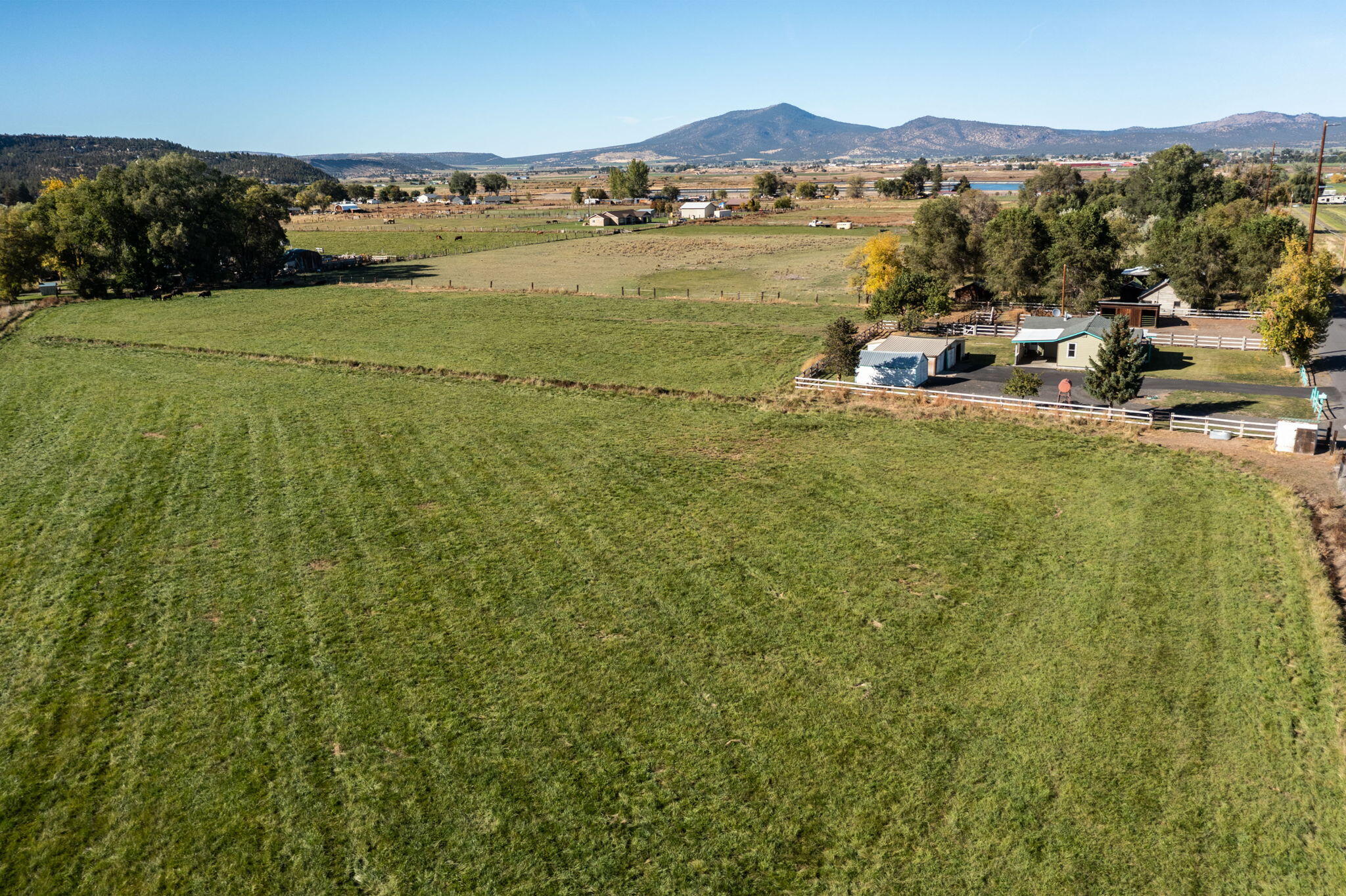3360 NW Rimrock Acres Loop