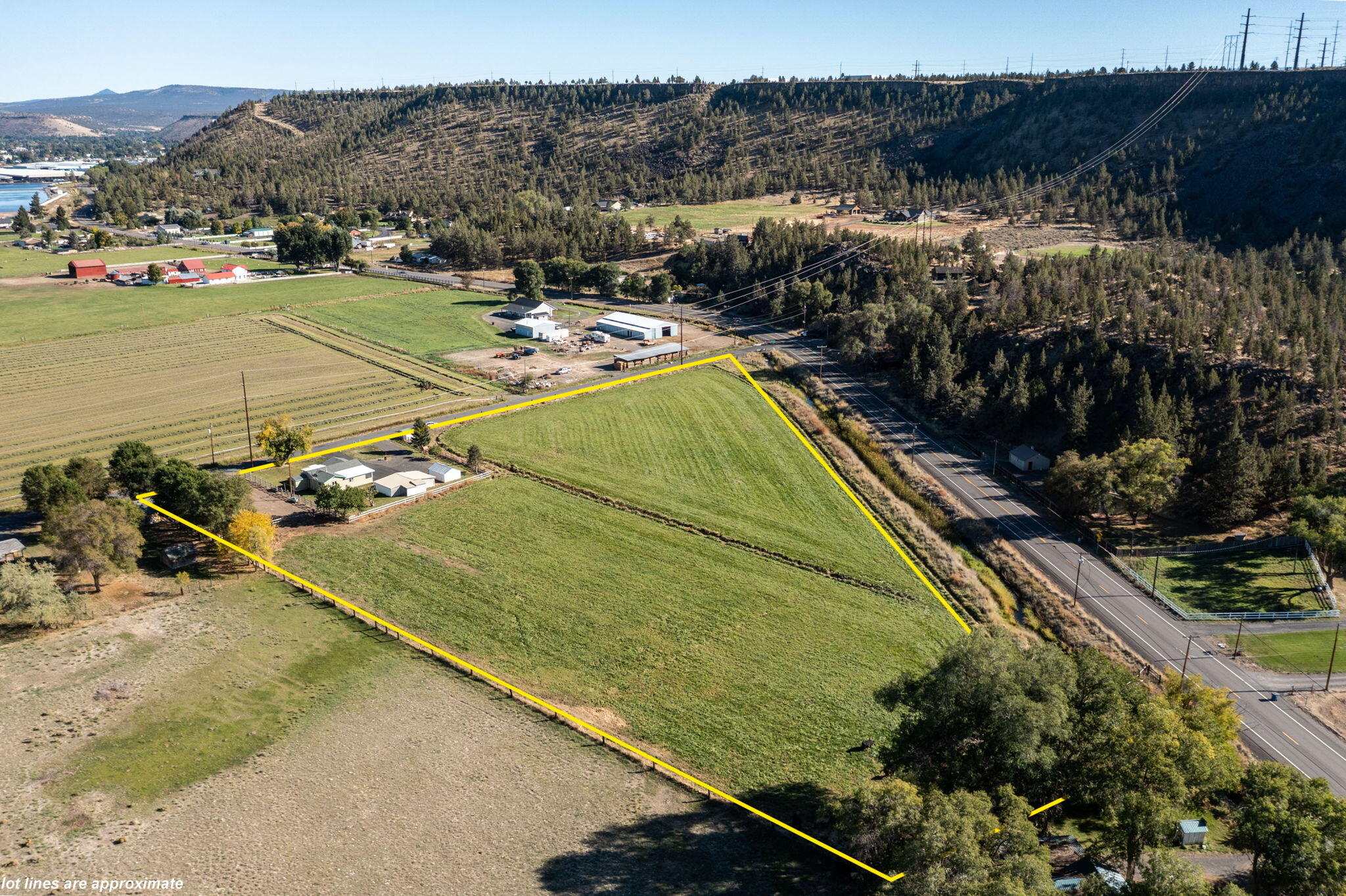 3360 NW Rimrock Acres Loop