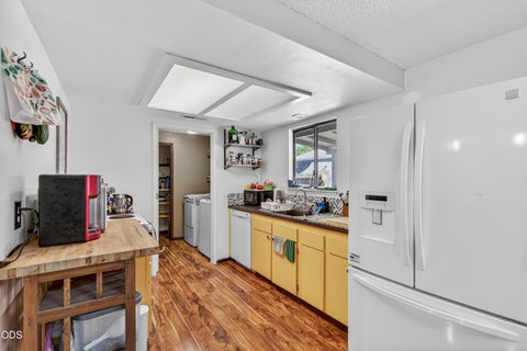 Tiny photo for 1688 Lillian Street, Medford, OR 97501 (MLS # 220223366)
