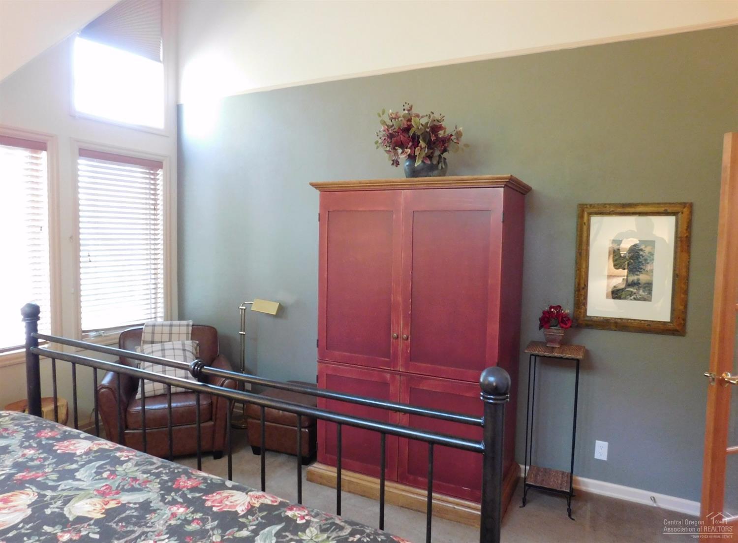 StoneTH - Residential