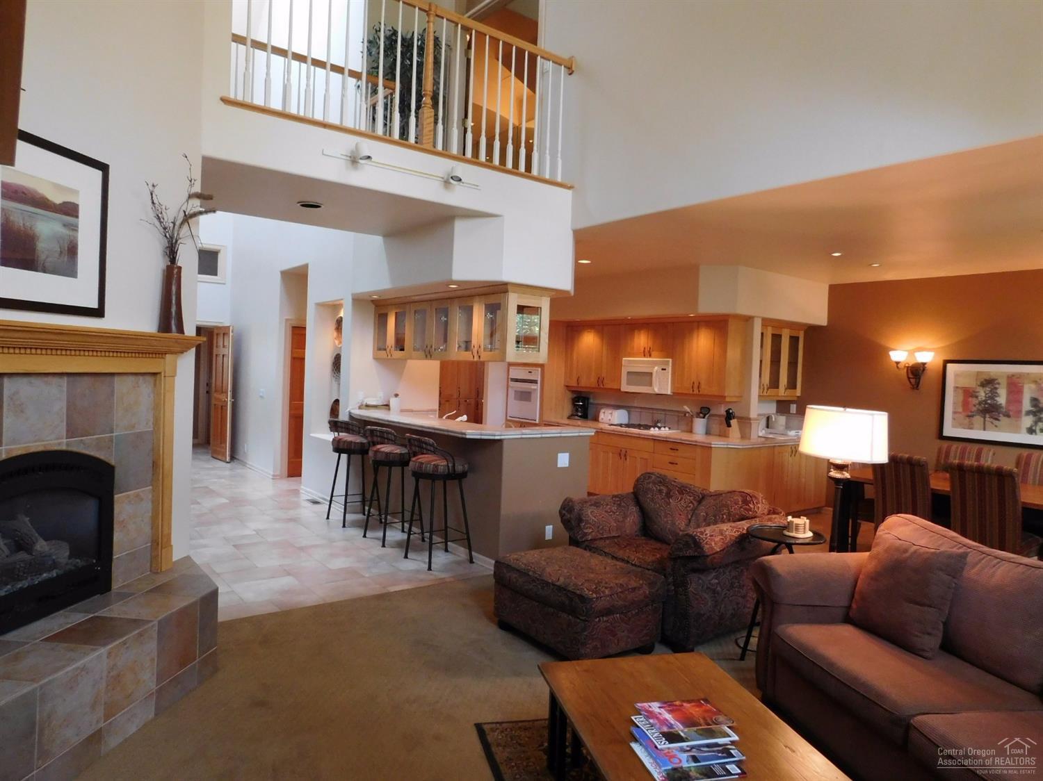 StoneTH - Residential