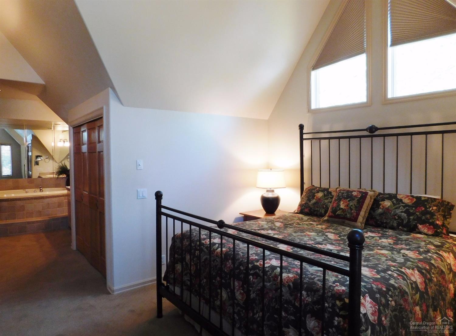 StoneTH - Residential