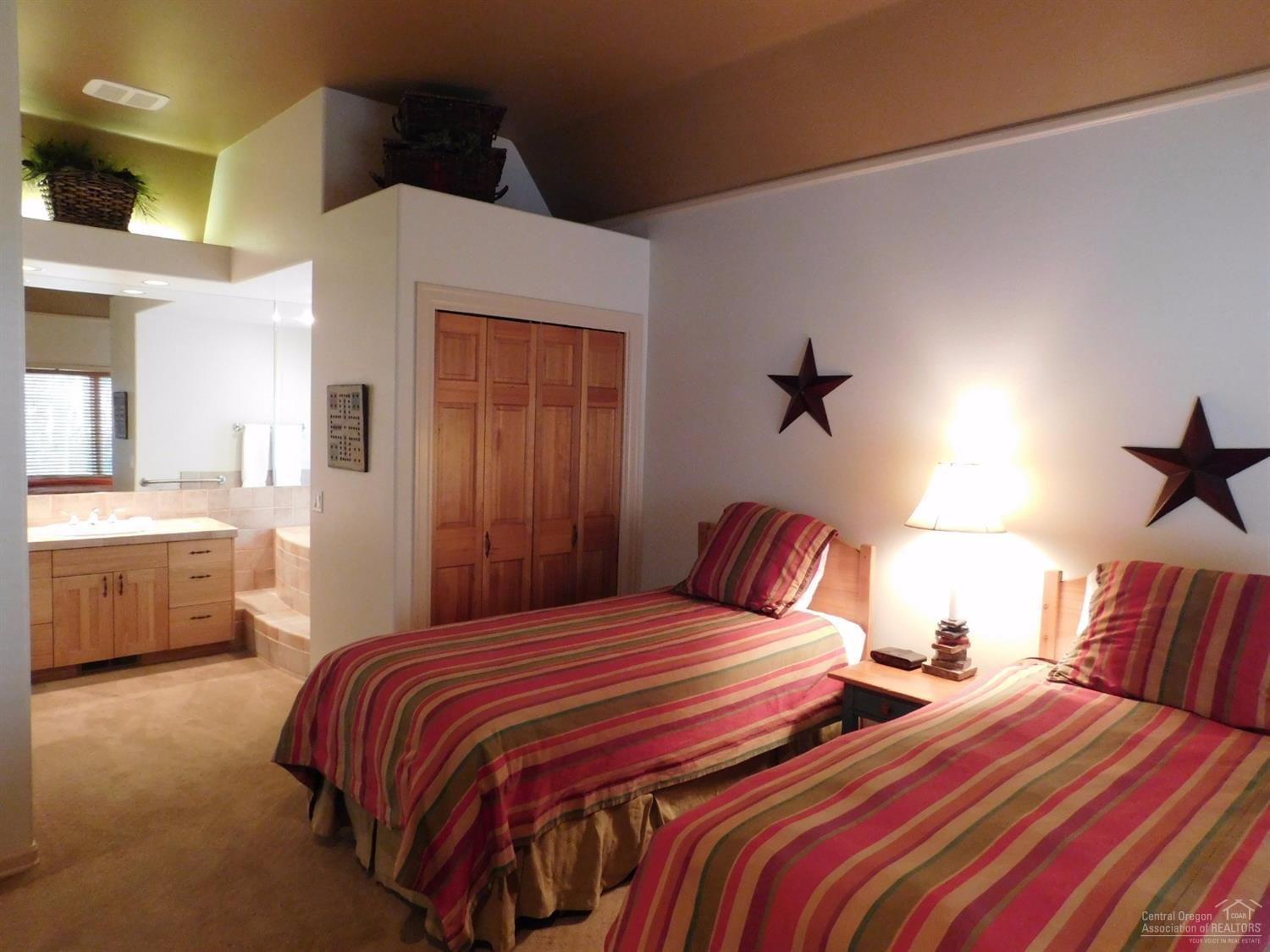 StoneTH - Residential