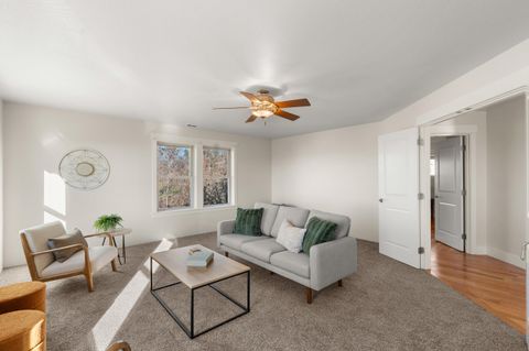 Tiny photo for 78 Greenmoor Drive, Eagle Point, OR 97524 (MLS # 220214074)