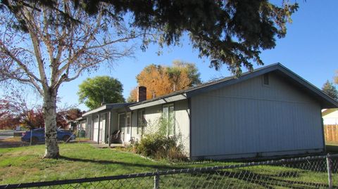 Tiny photo for 4511 Sturdivant Avenue, Klamath Falls, OR 97603 (MLS # 220211185)