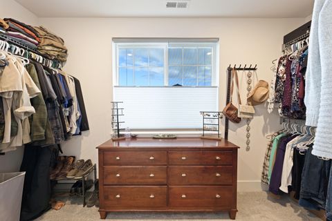 Tiny photo for 60915 SE Epic Place, Bend, OR 97702 (MLS # 220212109)