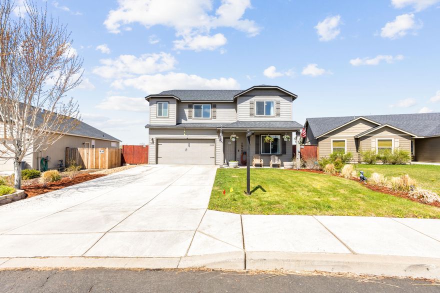 Seller's are motivated, bring offers.

Interior and front of exterior were freshly painted. Home and Hvac will be professionally cleaned prior to closing. 

Looking for a spacious and beautifully updated home with stunning mountain views? Look no further! This gorgeous 4 bed, 2.5 bath home in NE Redmond has everything you need and more. With a bonus office/den on the first floor, you'll have plenty of space to work or relax. The fenced backyard, backs to a canal is perfect for entertaining or enjoying quiet evenings at home.  With a brand new deck being put in, you'll have even more space to enjoy the views.  Plus, with its close proximity to a park, you'll have more opportunities to enjoy the great outdoors. 
Enjoy fruits from your own backyard with apple, plum and peach trees, and raspberry and blueberry bushes. Don't miss out on this home in a incredible neighborhood.