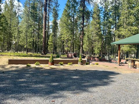 Tiny photo for 51829 Pine Loop Drive, La Pine, OR 97739 (MLS # 220221915)