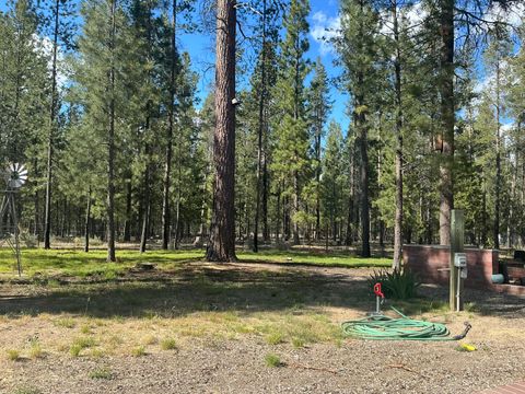 Tiny photo for 51829 Pine Loop Drive, La Pine, OR 97739 (MLS # 220221915)