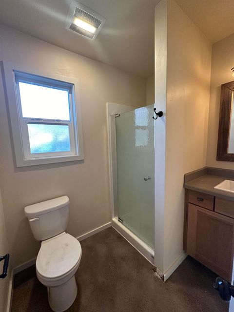 Tiny photo for 558 NE Lafayette Avenue, Bend, OR 97701 (MLS # 220217414)