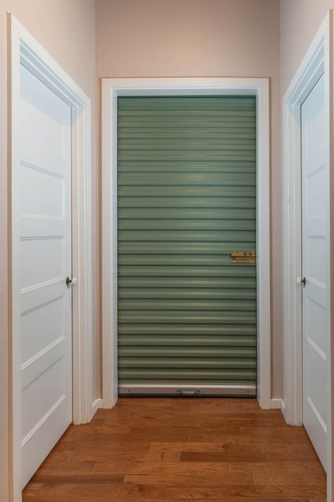 Tiny photo for 558 NE Lafayette Avenue, Bend, OR 97701 (MLS # 220217414)