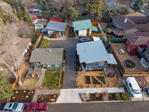 Tiny photo for 558 NE Lafayette Avenue, Bend, OR 97701 (MLS # 220217414)