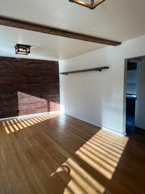 Tiny photo for 558 NE Lafayette Avenue, Bend, OR 97701 (MLS # 220217414)