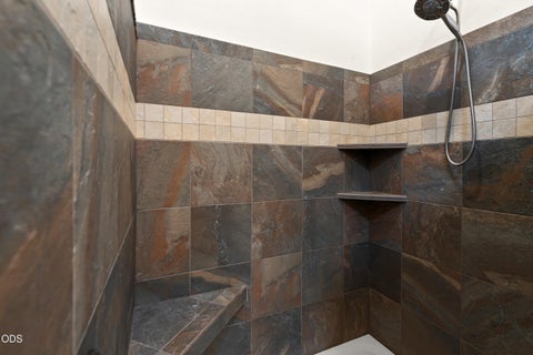 Tiny photo for 1184 Rutherford Drive, Medford, OR 97504 (MLS # 220226317)