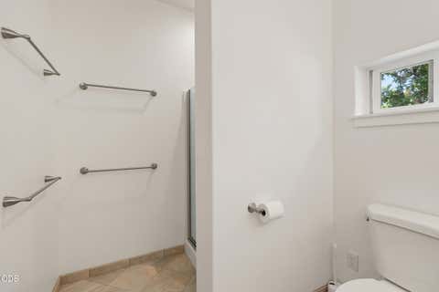 Tiny photo for 1184 Rutherford Drive, Medford, OR 97504 (MLS # 220226317)