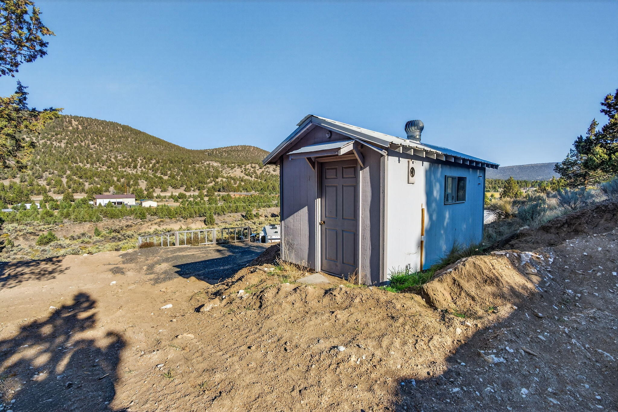 Juniper Hills - Land