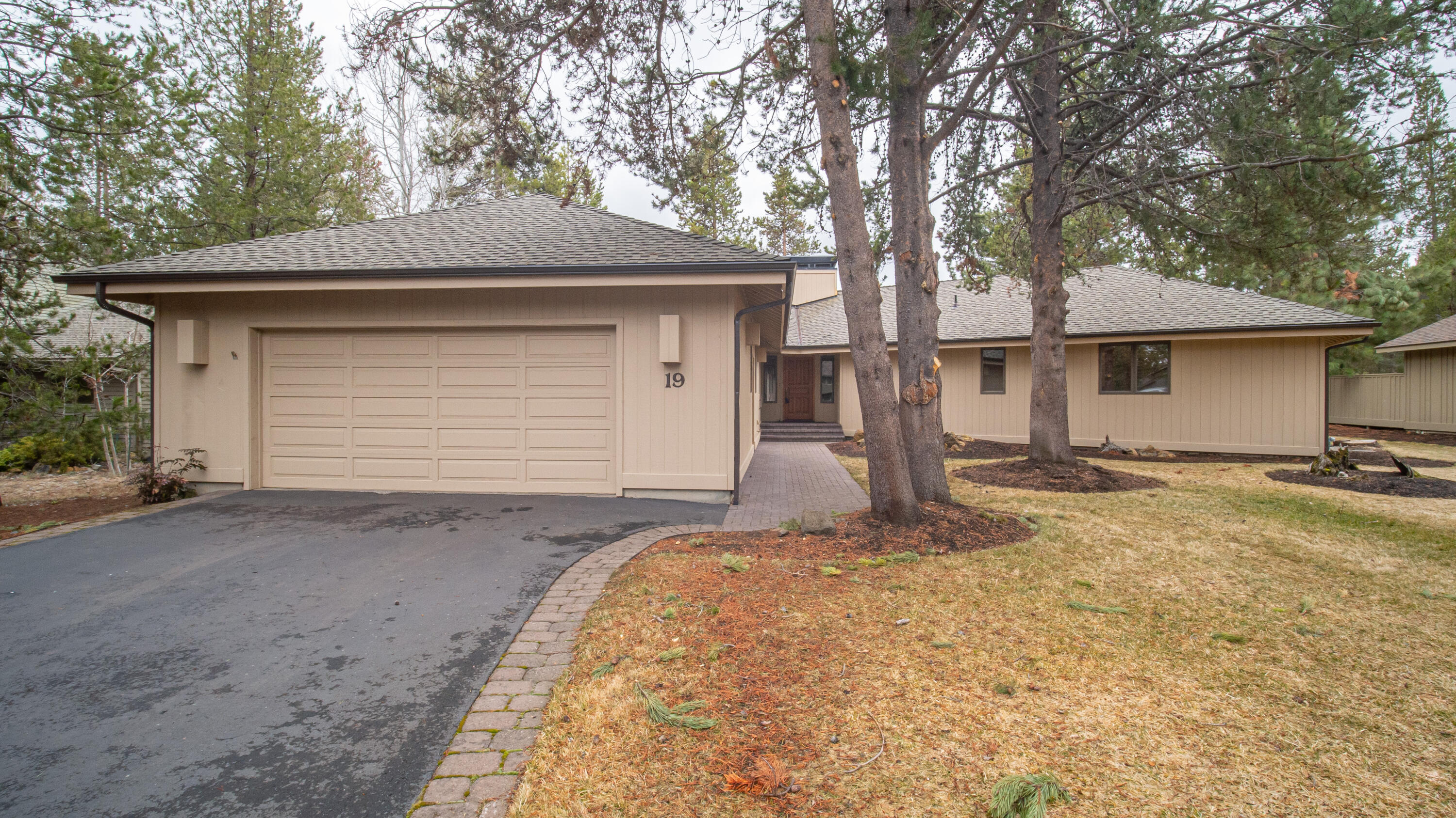 Fairway Crest Village - Residential