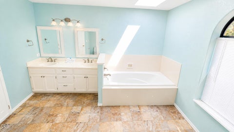 Tiny photo for 220 Osprey Glen Lane, Grants Pass, OR 97526 (MLS # 220223520)