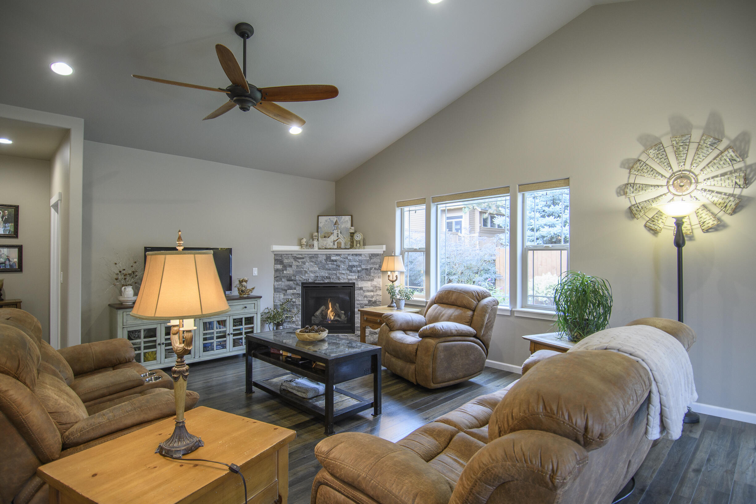 Kian Canyon - Residential