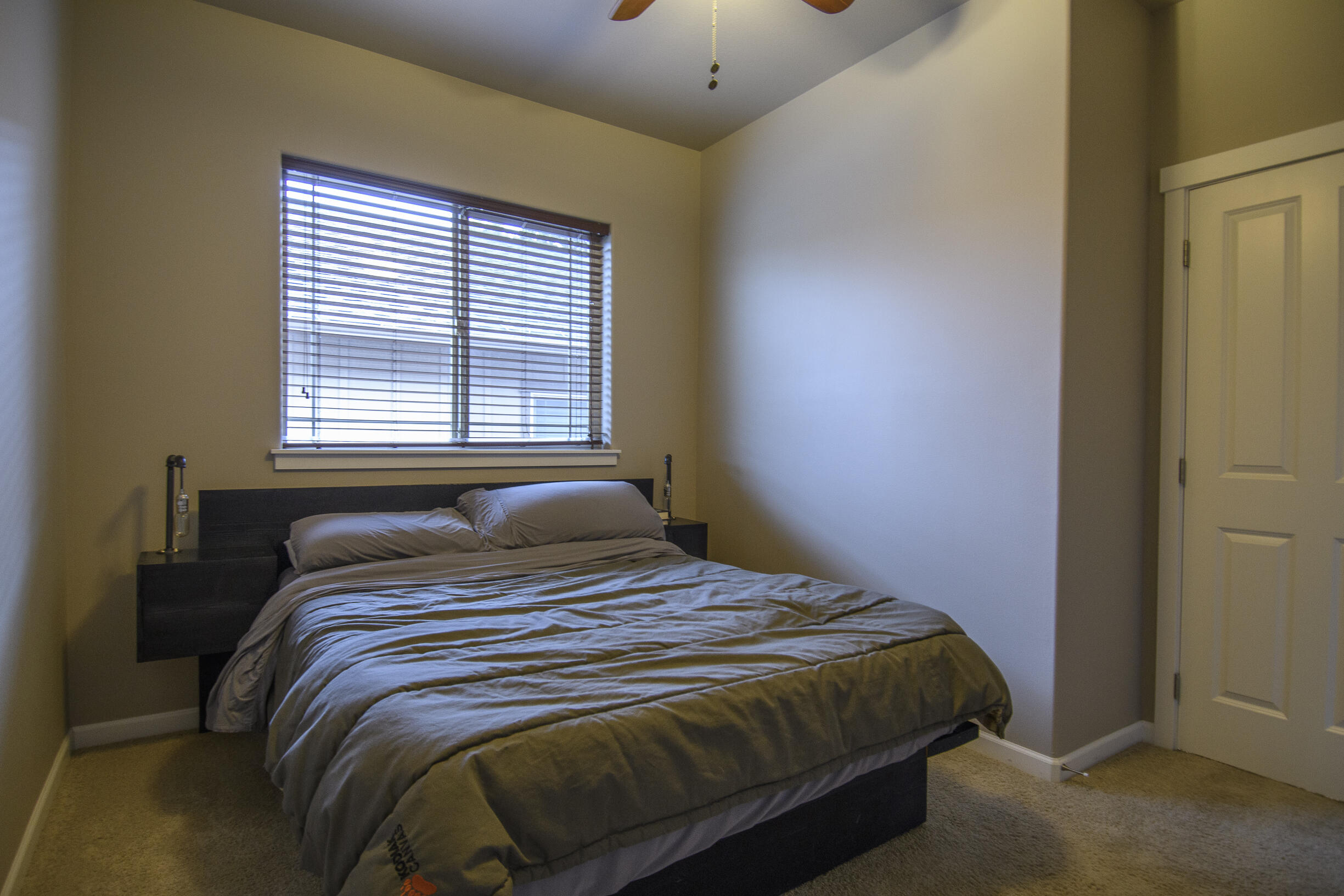 Kian Canyon - Residential