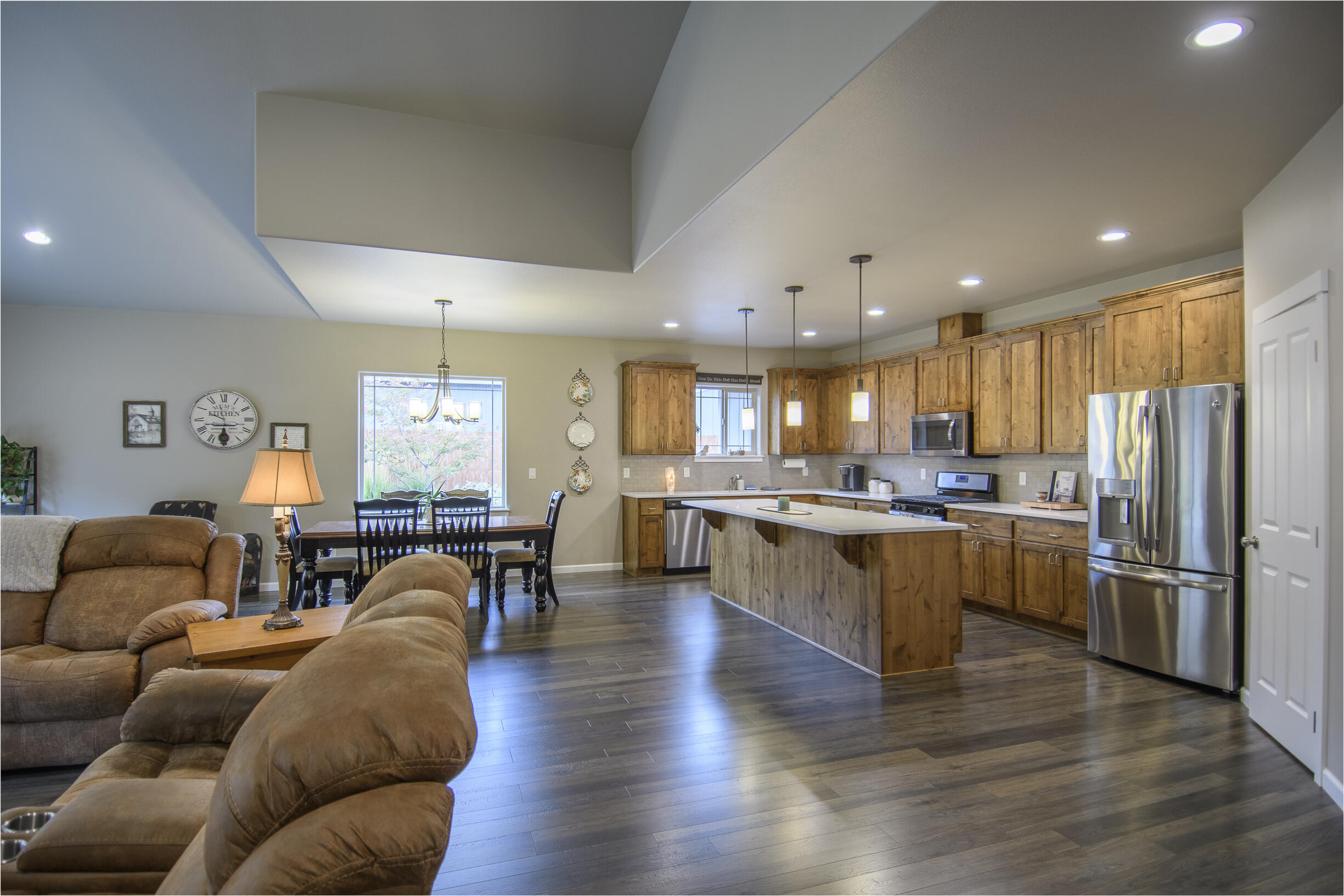 Kian Canyon - Residential