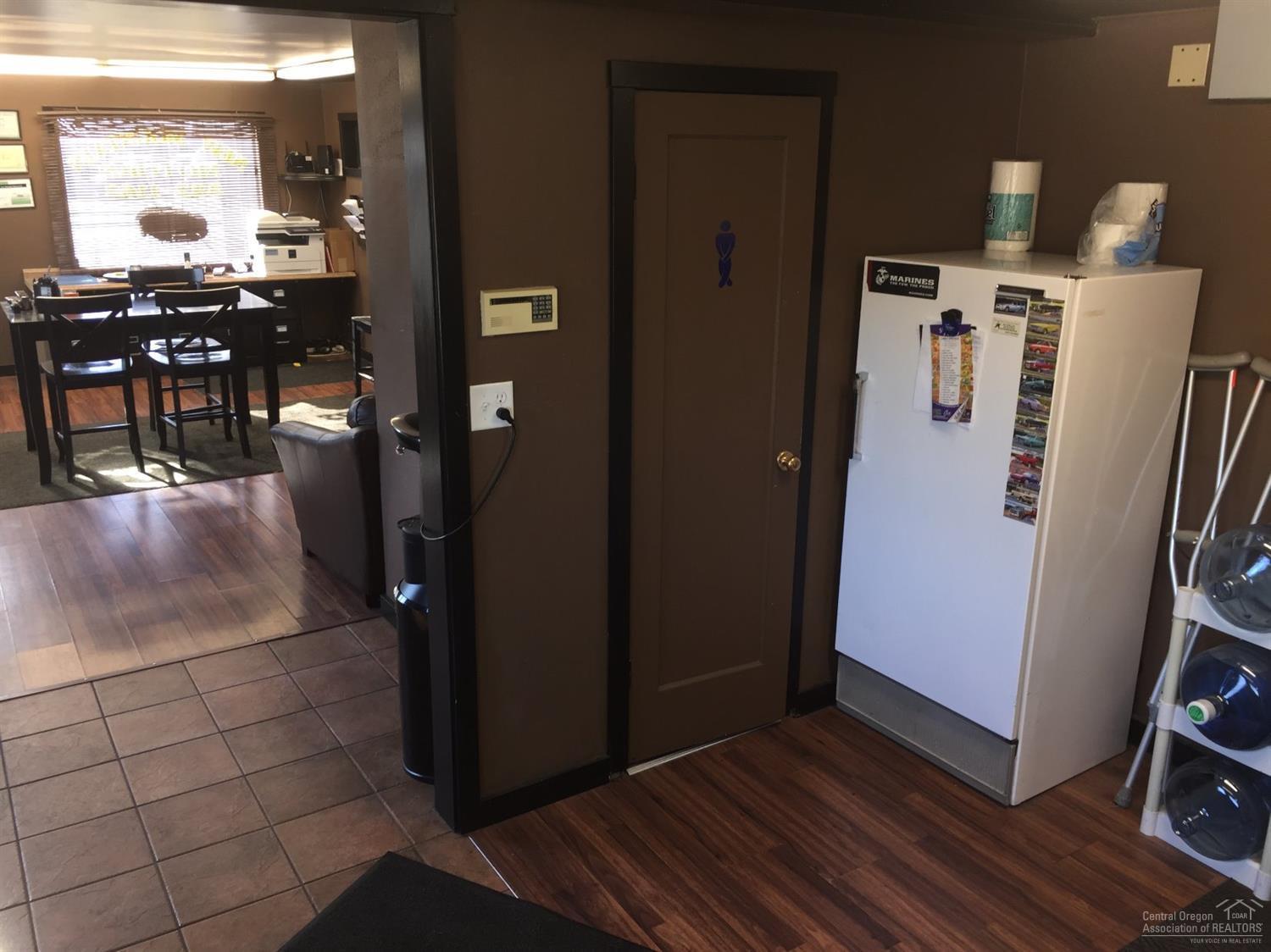 CLAB - Commercial Sale
