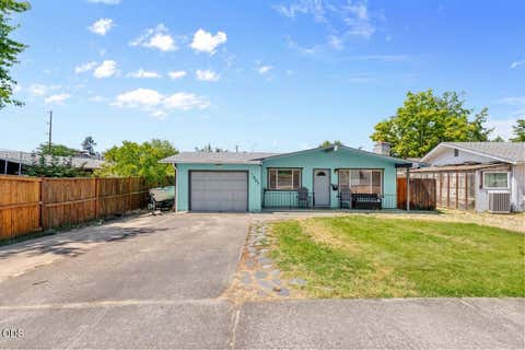 Photo of 1405 Oleander Street, Medford, OR 97504 (MLS # 220226782)