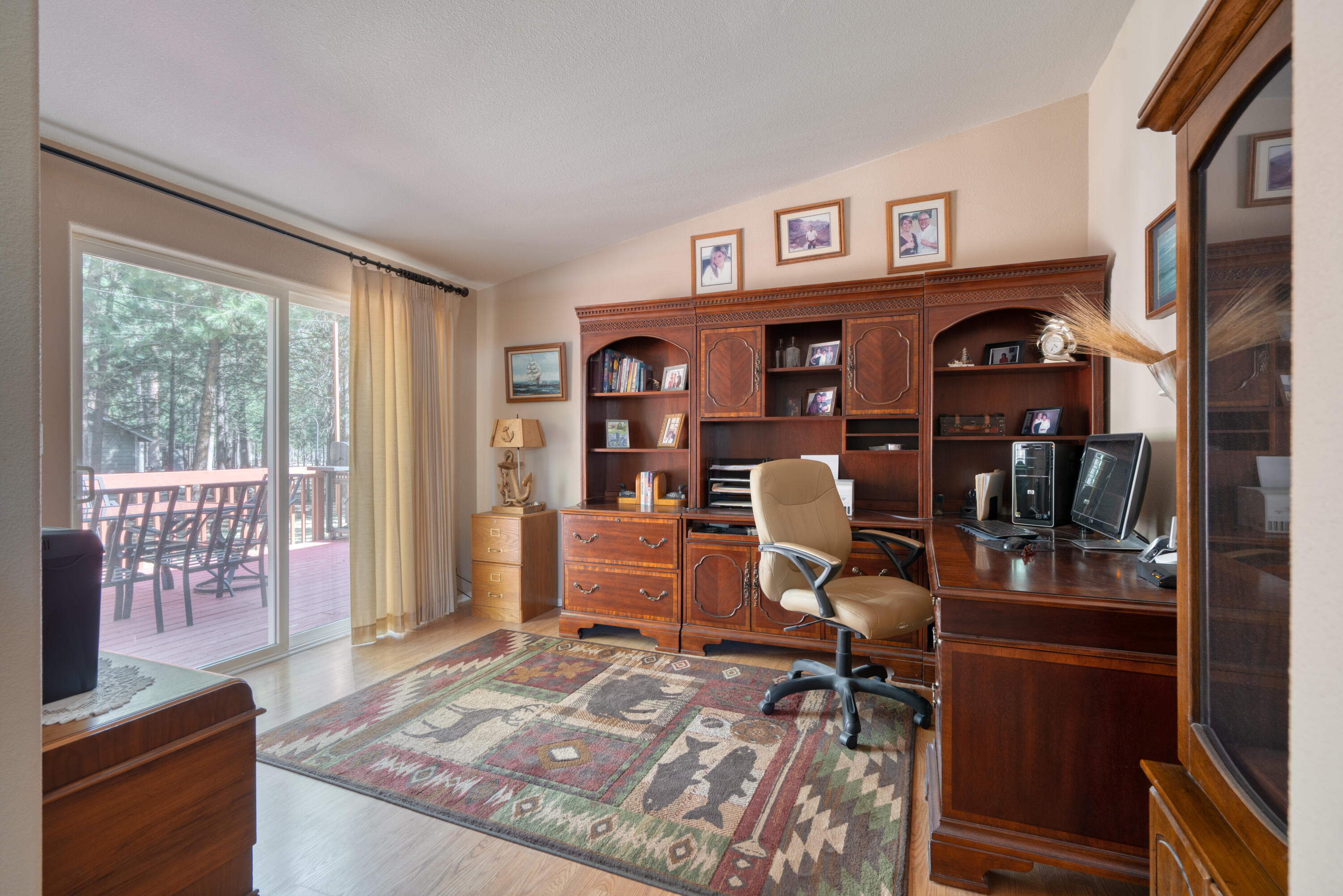 Ponderosa Pines - Residential