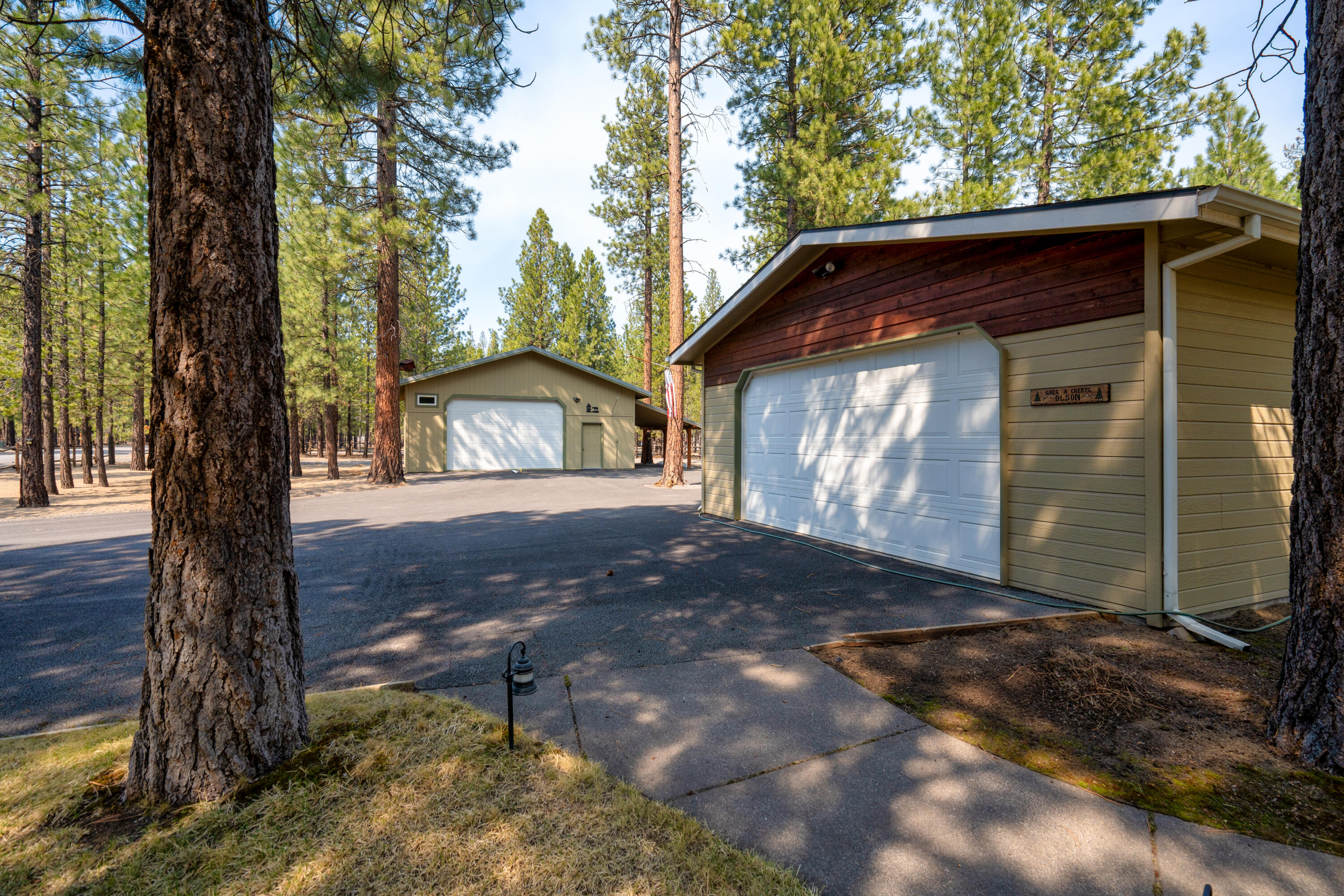 Ponderosa Pines - Residential