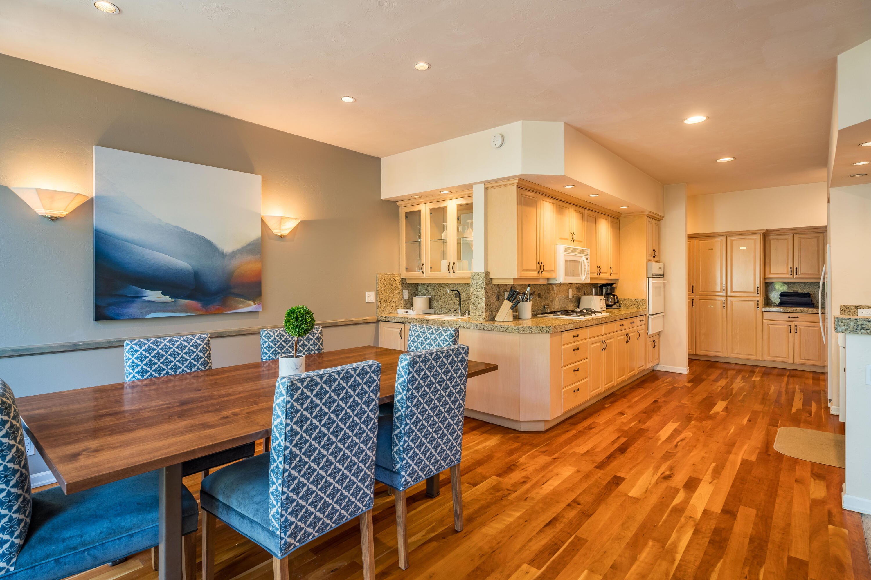 StoneTH - Residential