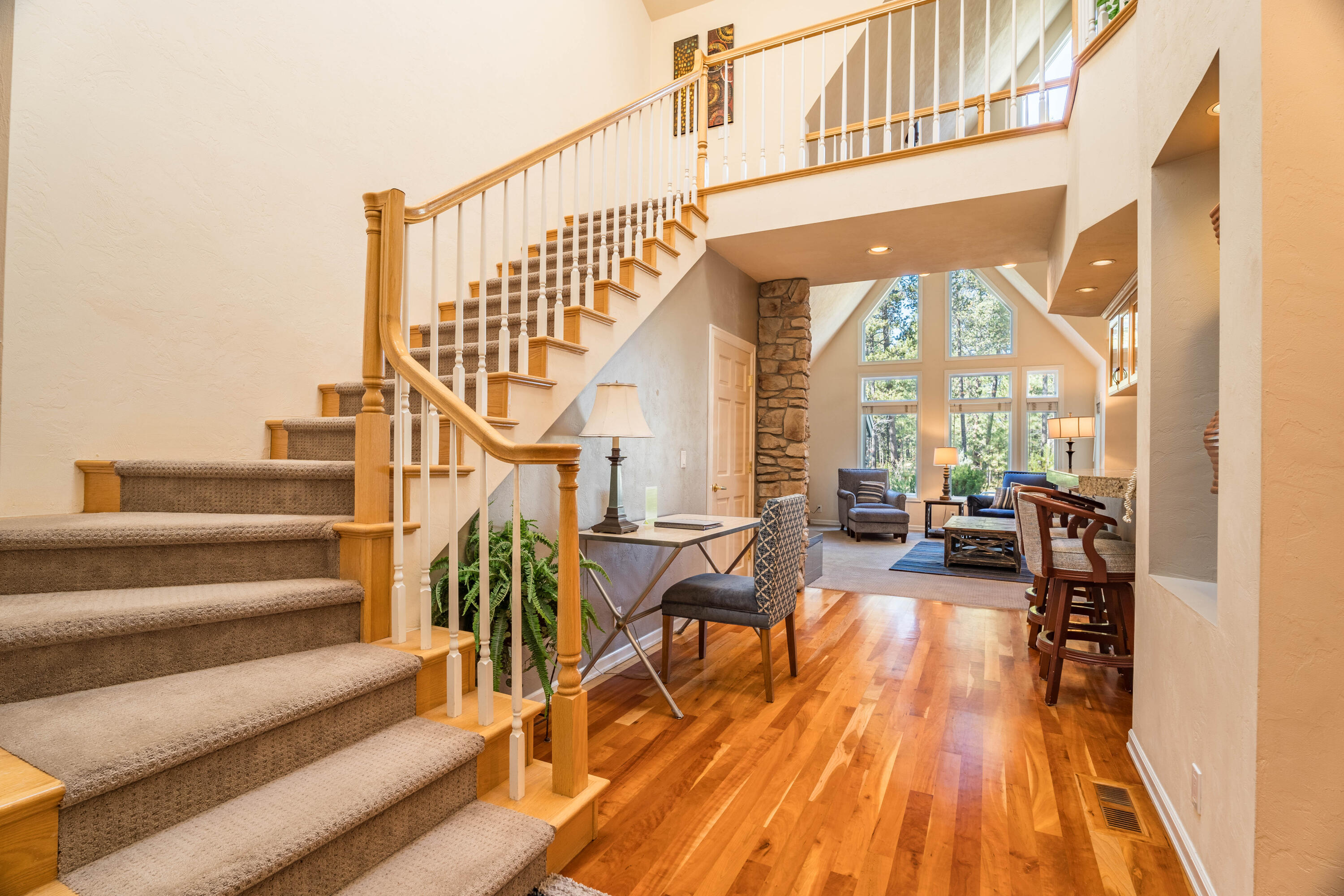 StoneTH - Residential