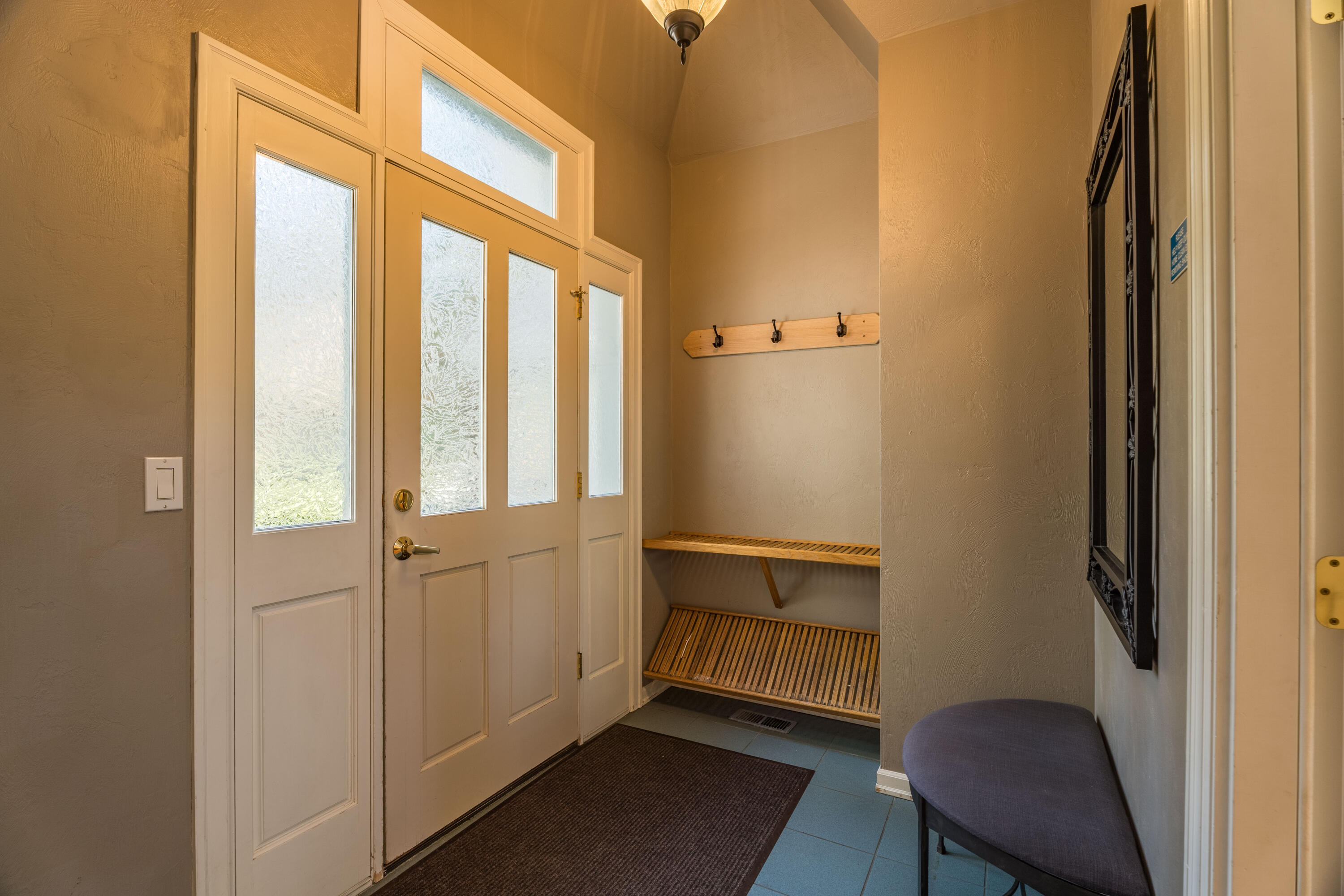 StoneTH - Residential