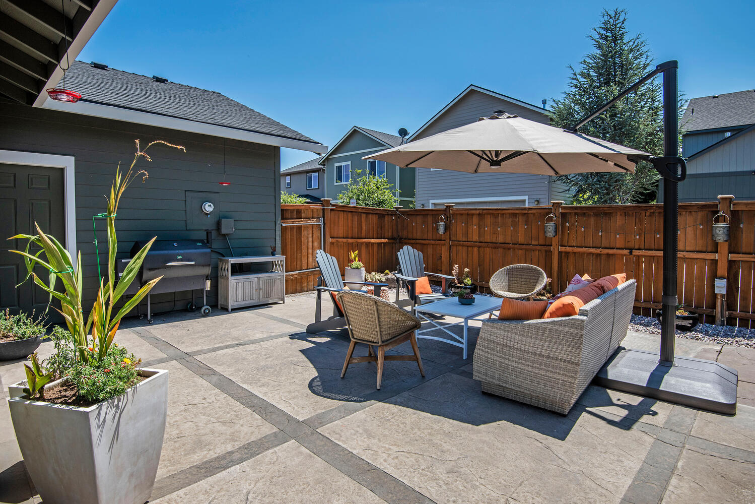 Gardenside - Residential