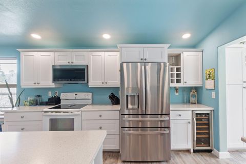 Tiny photo for 404 Lindilu Lane, Cave Junction, OR 97523 (MLS # 220217620)