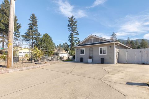 Tiny photo for 404 Lindilu Lane, Cave Junction, OR 97523 (MLS # 220217620)