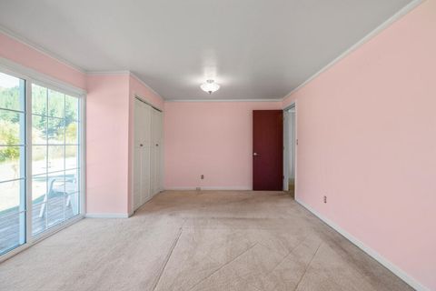 Tiny photo for 37220 Chiloquin Ridge Road, Chiloquin, OR 97624 (MLS # 220211297)