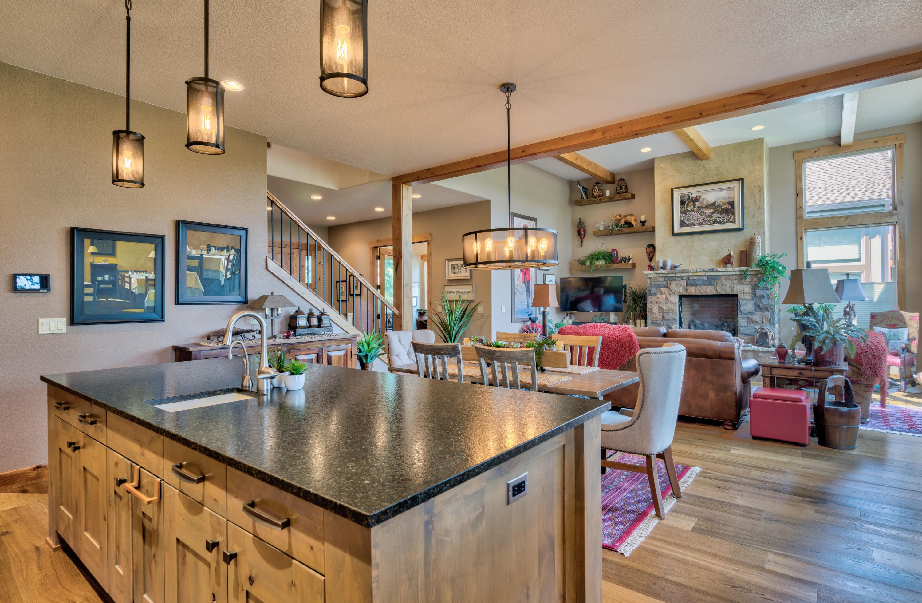 PointsWest - Residential