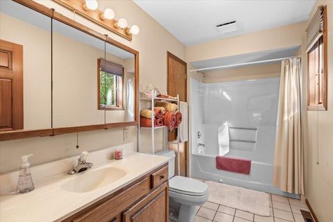Tiny photo for 2267 Old Military Road, Central Point, OR 97502 (MLS # 220220221)
