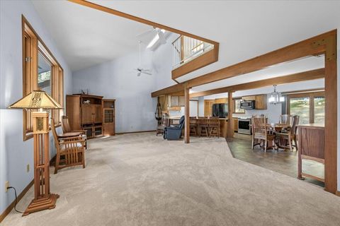 Tiny photo for 2267 Old Military Road, Central Point, OR 97502 (MLS # 220220221)