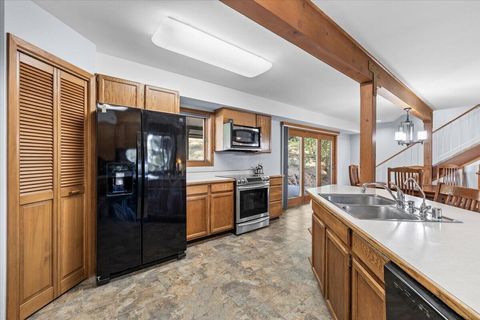 Tiny photo for 2267 Old Military Road, Central Point, OR 97502 (MLS # 220220221)