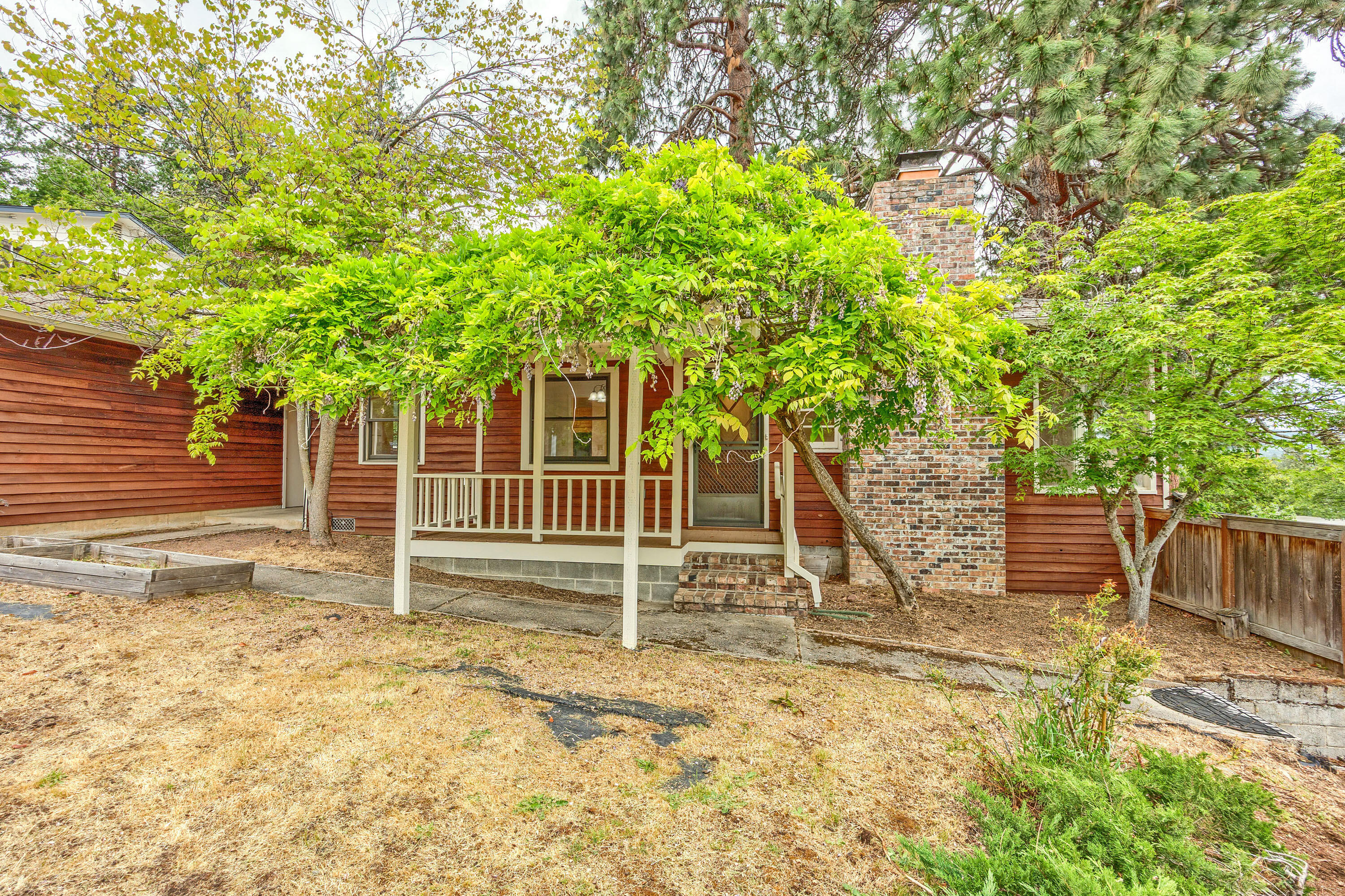 Mountain Pines - Residential