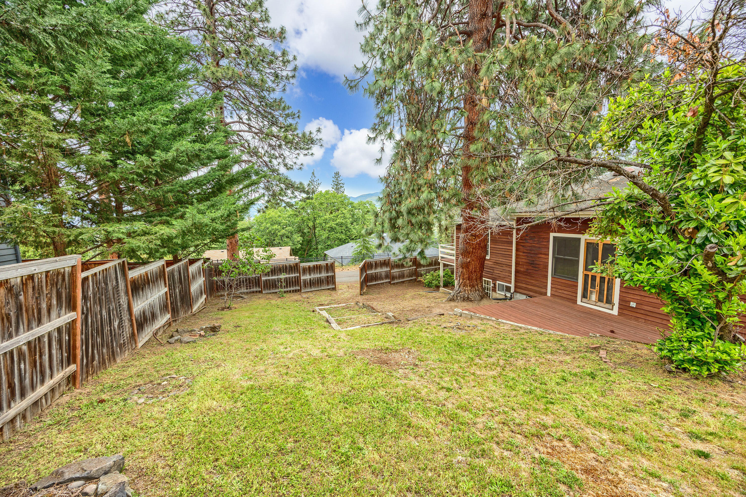 Mountain Pines - Residential