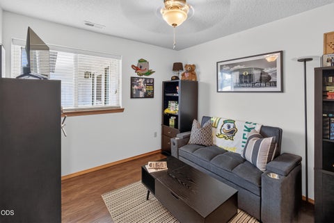 Tiny photo for 4627 SW Yew Avenue, Redmond, OR 97756 (MLS # 220223827)