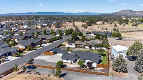 Tiny photo for 4627 SW Yew Avenue, Redmond, OR 97756 (MLS # 220223827)