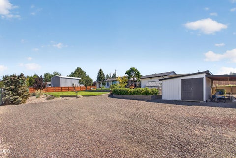 Tiny photo for 4627 SW Yew Avenue, Redmond, OR 97756 (MLS # 220223827)