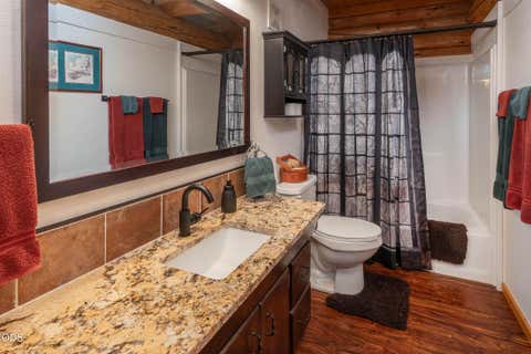 Tiny photo for 14831 SW Peninsula Drive, Terrebonne, OR 97760 (MLS # 220223303)